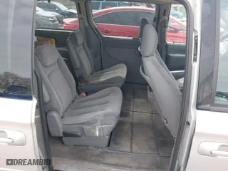 2006 Dodge Grand Caravan SXT with VIN 2D4GP44L26R664596, listed as a IAAI auction lot 41846643 with 235,554 mi miles. Bid and sale history available at carsss.com. Image 8.