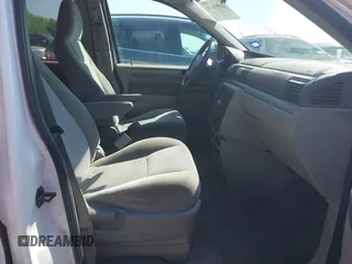 2006 Ford Freestar SE с VIN 2FMZA51626BA03120, выставлен на аукционе IAAI как лот 41951134 с пробегом 146 473 миль миль и . История ставок и продаж доступна на DreamBid. Изображение 5.