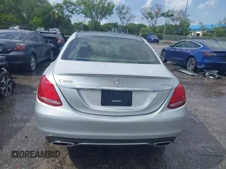 2018 Mercedes-Benz C 300 с VIN WDDWF4KBXJR318385, выставлен на аукционе IAAI как лот 42342160 с пробегом 46 800 миль миль и . История ставок и продаж доступна на DreamBid. Изображение 16.