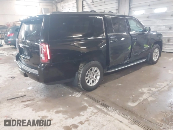 2017 GMC Yukon XL SLT with VIN 1GKS2GKC9HR320853, listed as a IAAI auction lot 41935263 with 83,985 mi miles. Bid and sale history available at carsss.com. Image 4.