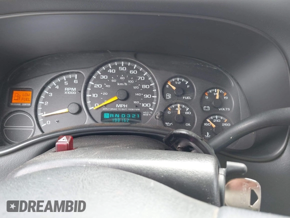 1999 Chevrolet Silverado 1500 LS with VIN 2GCEK19T4X1219464, listed as a IAAI auction lot 42131667 with 198,192 mi miles. Bid and sale history available at carsss.com. Image 7.