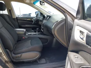 2019 Nissan Pathfinder SL with VIN 5N1DR2MN1KC577139, listed as a IAAI auction lot 42693210 with 147,238 mi miles and . Bid and sale history available at DreamBid. Image 5.