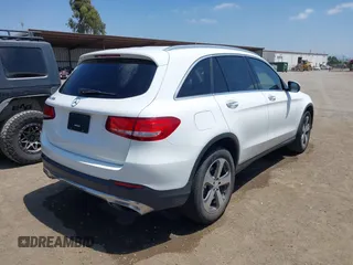 2016 Mercedes-Benz GLC 300 z VIN WDC0G4JB7GF029144, wystawiony jako IAAI lot #42806241 z przebiegiem 75 528 mil mil oraz . Historia ofert i sprzedaży dostępna na DreamBid. Obrazek 4.