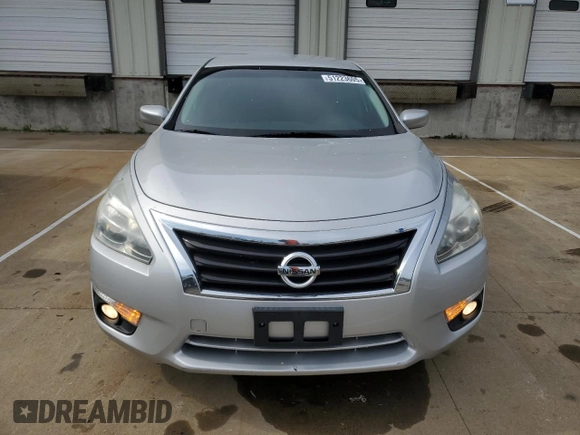2015 Nissan Altima SV z VIN 1N4AL3AP9FC595825, wystawiony jako Copart lot #51223605 z przebiegiem 136 199 mil mil oraz Szkoda całkowita • Salvage title. Historia ofert i sprzedaży dostępna na DreamBid. Obrazek 5.