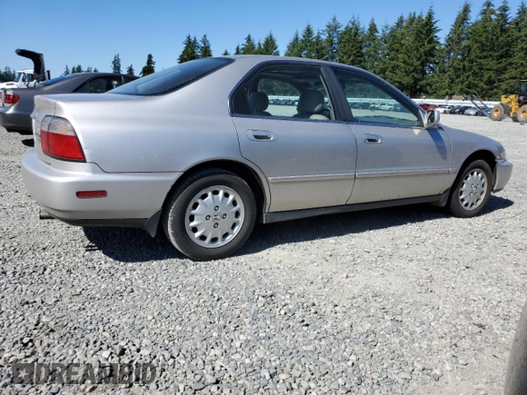 1996 Honda Accord EX with VIN 1HGCD5668TA091433, listed as a Copart auction lot 59375654 with 317,499 mi miles and Clean Title. Bid and sale history available at DreamBid. Image 3.