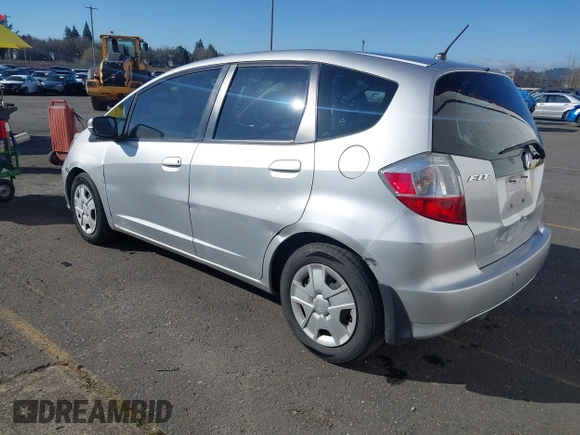 2012 Honda Fit с VIN JHMGE8H32CC030518, выставлен на аукционе IAAI как лот 41740707 с пробегом 132 665 миль миль и . История ставок и продаж доступна на DreamBid. Изображение 3.