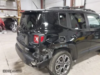 2017 Jeep Renegade Latitude with VIN ZACCJBBB4HPF10815, listed as a IAAI auction lot 41504957 with 192,076 mi miles. Bid and sale history available at carsss.com. Image 6.