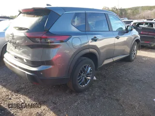 2024 Nissan Rogue S with VIN 5N1BT3AB0RC709195, listed as a IAAI auction lot 41743688 with 31,194 mi miles. Bid and sale history available at carsss.com. Image 4.