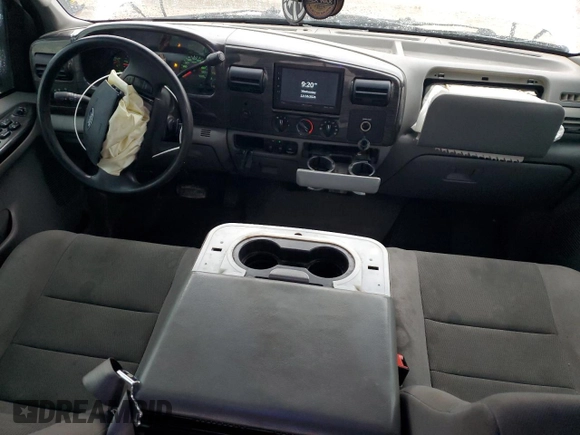 2005 Ford F-250 XL with VIN 1FTSW20P45ED38950, listed as a Copart auction lot 85577784 with 171,165 mi miles and Salvage Title. Bid and sale history available at DreamBid. Image 8.