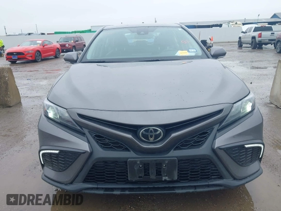 2023 Toyota Camry SE z VIN 4T1T11AK0PU084934, wystawiony jako IAAI lot #41962805 z przebiegiem 39 395 mil mil oraz . Historia ofert i sprzedaży dostępna na DreamBid. Obrazek 12.