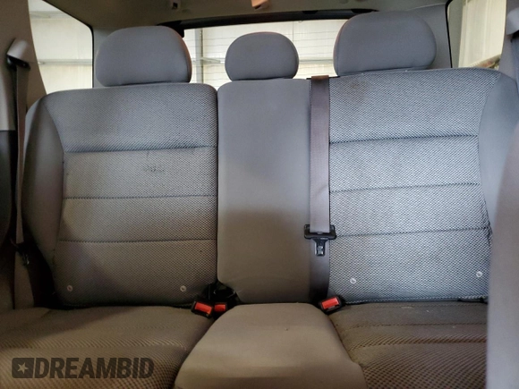 2005 Ford Escape XLT с VIN 1FMYU93185KA04997, выставлен на аукционе Copart как лот 57153325 с пробегом 121 348 миль миль и Списание • Salvage title. История ставок и продаж доступна на DreamBid. Изображение 10.