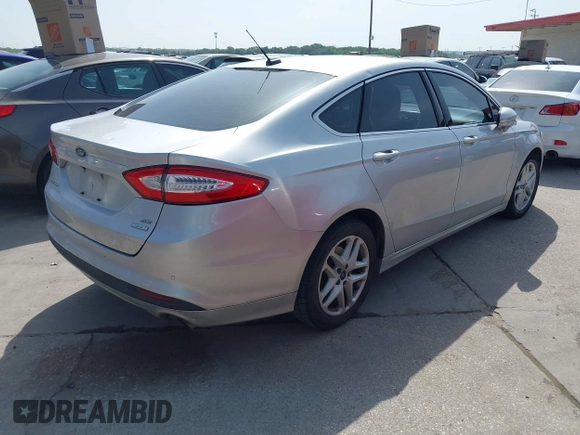 2016 Ford Fusion SE with VIN 3FA6P0HD8GR301922, listed as a IAAI auction lot 42760786 with 175,334 mi miles and . Bid and sale history available at DreamBid. Image 4.