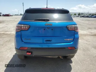 2018 Jeep Compass Trailhawk z VIN 3C4NJDDB2JT198882, wystawiony jako Copart lot #63334315 z przebiegiem Nie podano mil oraz Nie do naprawy • Non repairable. Historia ofert i sprzedaży dostępna na DreamBid. Obrazek 6.