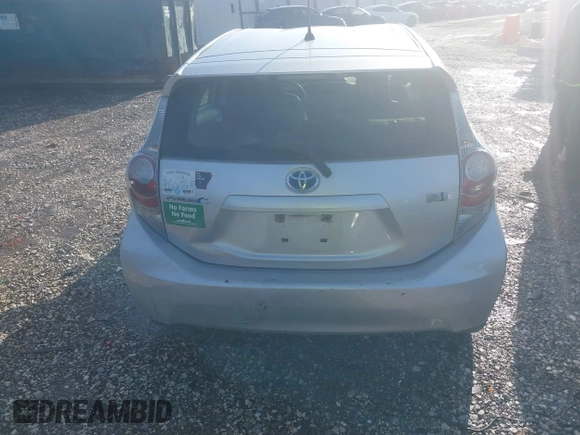2014 Toyota Prius One z VIN JTDKDTB31E1563677, wystawiony jako IAAI lot #42134898 z przebiegiem 233 201 mil mil oraz . Historia ofert i sprzedaży dostępna na DreamBid. Obrazek 17.