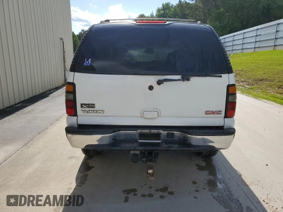 2004 GMC Yukon SLE with VIN 1GKEK13Z74J329055, listed as a Copart auction lot 55400044 with 182,473 mi miles and Clean Title. Bid and sale history available at carsss.com. Image 6.