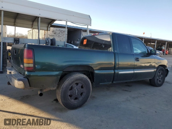 2006 GMC New Sierra 1500 SL with VIN 1GTEC19V86Z221982, listed as a Copart auction lot 87912375 with 0 mi miles and Salvage Title. Bid and sale history available at carsss.com. Image 3.