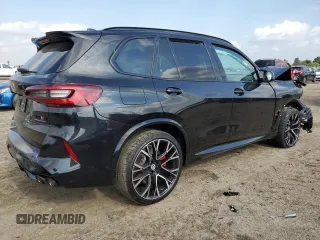 2022 BMW X5 M z VIN 5YMJU0C02N9N01549, wystawiony jako Copart lot #55514093 z przebiegiem Nie podano mil oraz . Historia ofert i sprzedaży dostępna na DreamBid. Obrazek 3.