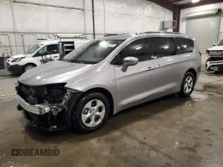 2017 Chrysler Pacifica Touring L Plus with VIN 2C4RC1EG4HR811294, listed as a Copart auction lot 44113335 with 128,568 mi miles and Salvage Title. Bid and sale history available at DreamBid. Image 1.