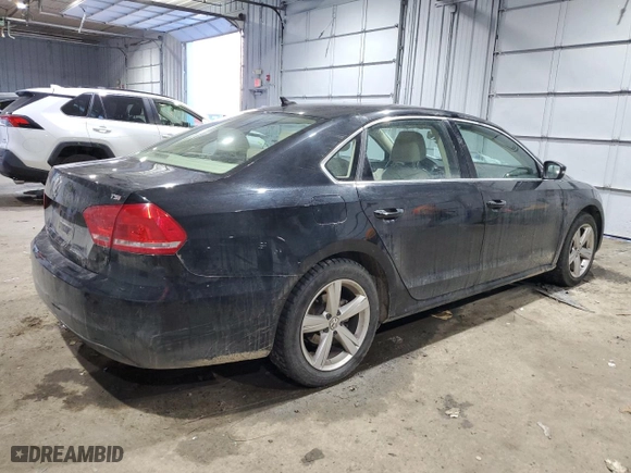 2014 Volkswagen Passat Wolfsburg Ed with VIN 1VWAT7A30EC046539, listed as a Copart auction lot 88930365 with 114,991 mi miles and Salvage Title. Bid and sale history available at carsss.com. Image 3.