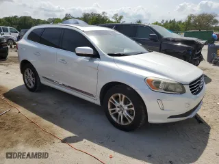 2015 Volvo XC60 T5 Drive-E Premier with VIN YV440MDKXF2735129, listed as a Copart auction lot 54358205 with 127,241 mi miles and Clean Title. Bid and sale history available at carsss.com. Image 4.