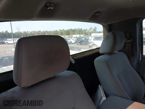2013 Ford F-150 XL with VIN 1FTNF1CF8DKF22685, listed as a IAAI auction lot 40300889 with 212,575 mi miles. Bid and sale history available at carsss.com. Image 8.
