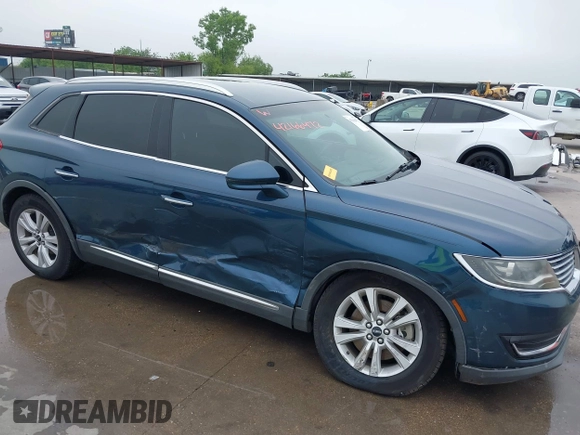 2016 Lincoln MKX Premiere z VIN 2LMTJ6JR6GBL55175, wystawiony jako IAAI lot #42166472 z przebiegiem 108 995 mil mil oraz . Historia ofert i sprzedaży dostępna na DreamBid. Obrazek 6.