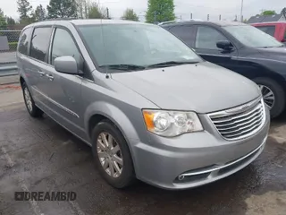 2014 Chrysler Town & Country Touring z VIN 2C4RC1BG9ER381665, wystawiony jako IAAI lot #41962172 z przebiegiem 183 153 mil mil oraz . Historia ofert i sprzedaży dostępna na DreamBid. Obrazek 1.