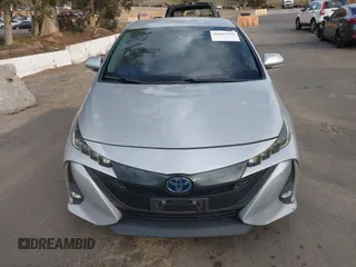 2017 Toyota Prius Plus with VIN JTDKARFP6H3039054, listed as a IAAI auction lot 41665195 with 233,161 mi miles and . Bid and sale history available at DreamBid. Image 12.