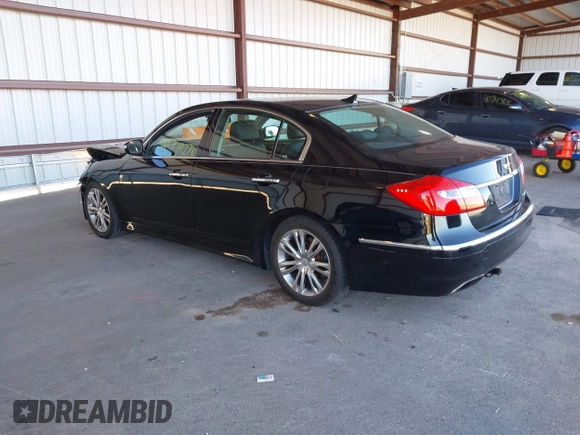 2012 Hyundai Genesis 3.8L z VIN KMHGC4DD1CU154834, wystawiony jako IAAI lot #40749774 z przebiegiem 186 855 mil mil oraz . Historia ofert i sprzedaży dostępna na DreamBid. Obrazek 3.