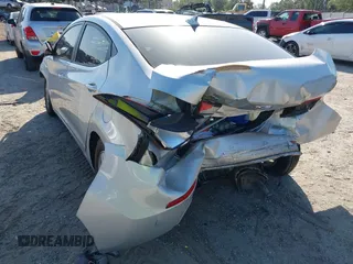 2015 Hyundai Elantra SE z VIN 5NPDH4AE8FH590181, wystawiony jako IAAI lot #42107147 z przebiegiem 107 083 mil mil oraz . Historia ofert i sprzedaży dostępna na DreamBid. Obrazek 6.
