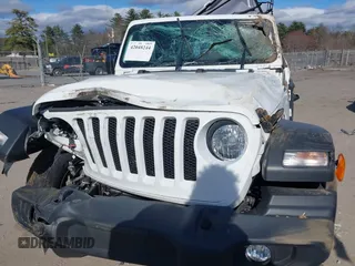 2021 Jeep Wrangler Unlimited Sport S z VIN 1C4HJXDG2MW705126, wystawiony jako IAAI lot #42048244 z przebiegiem 34 317 mil mil oraz . Historia ofert i sprzedaży dostępna na DreamBid. Obrazek 10.