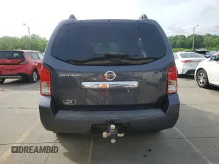 2012 Nissan Pathfinder SV z VIN 5N1AR1NB9CC627434, wystawiony jako Copart lot #55052015 z przebiegiem 250 030 mil mil oraz Szkoda całkowita • Salvage title. Historia ofert i sprzedaży dostępna na DreamBid. Obrazek 6.
