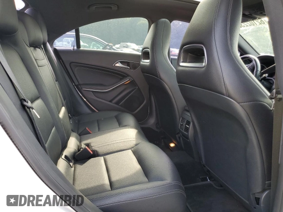 2018 Mercedes-Benz CLA 250 with VIN WDDSJ4GBXJN639792, listed as a Copart auction lot 62102235 with 96,261 mi miles and Salvage title. Bid and sale history available at DreamBid. Image 10.