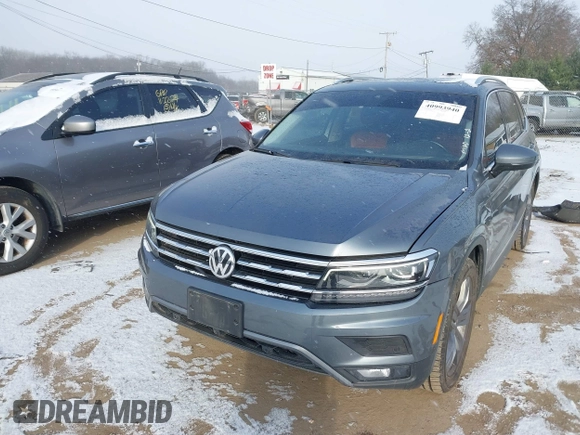 2018 Volkswagen Tiguan SEL Premium with VIN 3VV5B7AX9JM103745, listed as a IAAI auction lot 40993940 with 67,398 mi miles and . Bid and sale history available at DreamBid. Image 17.
