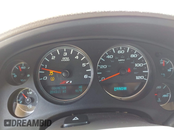 2013 Chevrolet Suburban LT with VIN 1GNSCJE03DR337592, listed as a IAAI auction lot 42101370 with 204,311 mi miles. Bid and sale history available at carsss.com. Image 7.