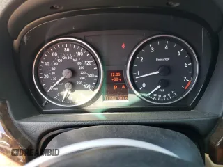 2006 BMW 3 Series 325i with VIN WBAVB13556PT26158, listed as a Copart auction lot 47475865 with 111,582 mi miles and Salvage Title. Bid and sale history available at carsss.com. Image 9.