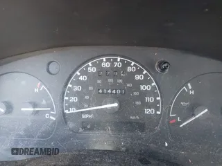 1997 Ford Ranger XLT z VIN 1FTCR10A1VUC49988, wystawiony jako IAAI lot #41257264 z przebiegiem 414 401 mil mil oraz . Historia ofert i sprzedaży dostępna na DreamBid. Obrazek 7.