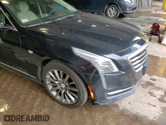 2017 Cadillac CT6 AWD z VIN 1G6KB5RS3HU138367, wystawiony jako Copart lot #57324325 z przebiegiem 103 956 mil mil oraz Szkoda całkowita • Salvage title. Historia ofert i sprzedaży dostępna na DreamBid. Obrazek 14.