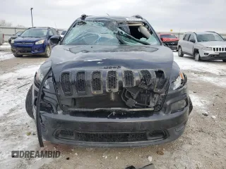 2016 Jeep Cherokee Sport с VIN 1C4PJMAS1GW314198, выставлен на аукционе Copart как лот 89400315 с пробегом 76 506 миль миль и Списание • Salvage title. История ставок и продаж доступна на DreamBid. Изображение 5.