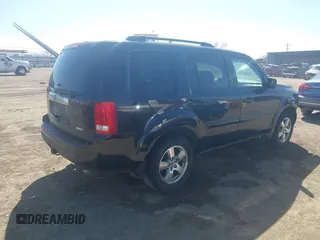 2011 Honda Pilot EX-L with VIN 5FNYF4H55BB039843, listed as a IAAI auction lot 41791186 with 126,737 mi miles. Bid and sale history available at carsss.com. Image 4.