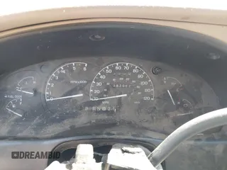 2001 Ford Explorer Eddie Bauer с VIN 1FMDU84PX1ZA53129, выставлен на аукционе IAAI как лот 42096784 с пробегом 283 962 миль миль и . История ставок и продаж доступна на DreamBid. Изображение 7.