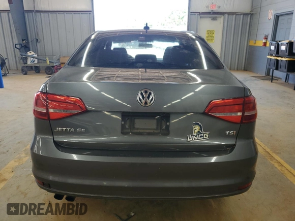 2015 Volkswagen Jetta SE with VIN 3VWD17AJ5FM355537, listed as a Copart auction lot 61904555 with 210,445 mi miles and Salvage title. Bid and sale history available at DreamBid. Image 6.