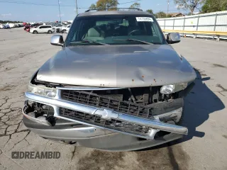 2000 Chevrolet Suburban LT with VIN 3GNEC16T2YG136424, listed as a Copart auction lot 74735894 with 495,172 mi miles and Salvage Title. Bid and sale history available at carsss.com. Image 5.