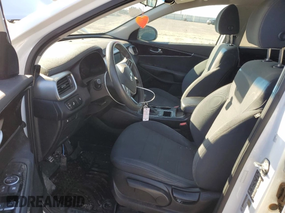2020 Kia Sorento LX with VIN 5XYPG4A3XLG651712, listed as a Copart auction lot 47490945 with 95,612 mi miles and Salvage Title. Bid and sale history available at carsss.com. Image 7.