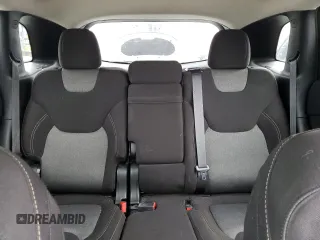 2018 Jeep Cherokee Latitude Tech Connect with VIN 1C4PJMCB3JD601283, listed as a Copart auction lot 51901955 with 83,467 mi miles and Salvage title. Bid and sale history available at DreamBid. Image 10.