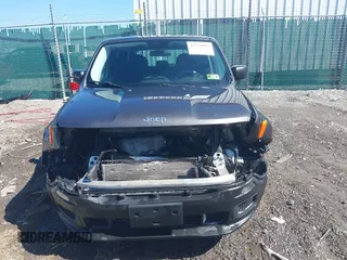 2017 Jeep Renegade Sport with VIN ZACCJBAB4HPF33738, listed as a IAAI auction lot 41754812 with 137,721 mi miles and . Bid and sale history available at carsss.com. Image 13.