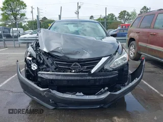 2018 Nissan Altima SV with VIN 1N4AL3AP0JC474318, listed as a IAAI auction lot 42006280 with 55,654 mi miles and . Bid and sale history available at carsss.com. Image 12.