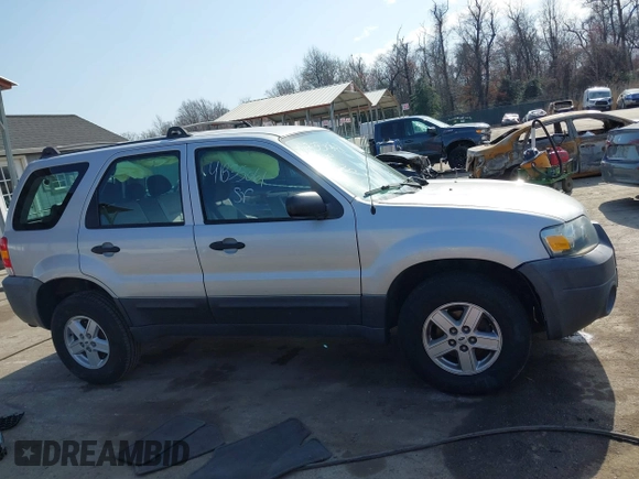 2005 Ford Escape XLS Value with VIN 1FMCU02Z15KA21718, listed as a IAAI auction lot 41835061 with 1 mi miles. Bid and sale history available at carsss.com. Image 14.