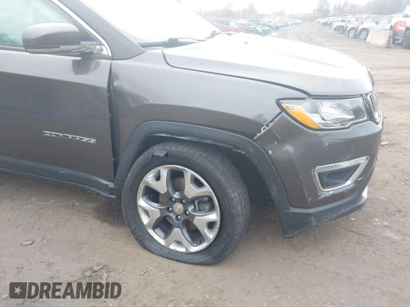 2020 Jeep Compass Limited with VIN 3C4NJDCB1LT138211, listed as a IAAI auction lot 41494220 with 54,322 mi miles. Bid and sale history available at carsss.com. Image 6.