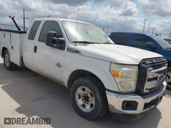 2012 Ford F-250 XLT with VIN 1FT7X2AT5CEC30526, listed as a IAAI auction lot 42029825 with 263,897 mi miles and . Bid and sale history available at DreamBid. Image 1.